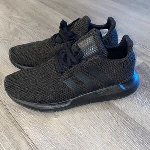 ADIDAS: All Black Swift Run Shoes